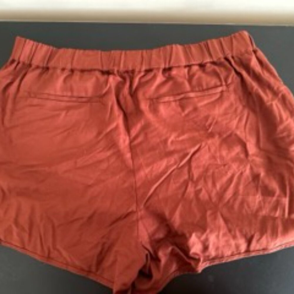 NWT Madewell Pull-on Shorts in Dusty Redwood - Size L - Picture 10 of 10